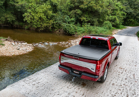 Undercover UC2226 99-16 Ford F-250/F-350 6.8ft SE Bed Cover - Black Textured